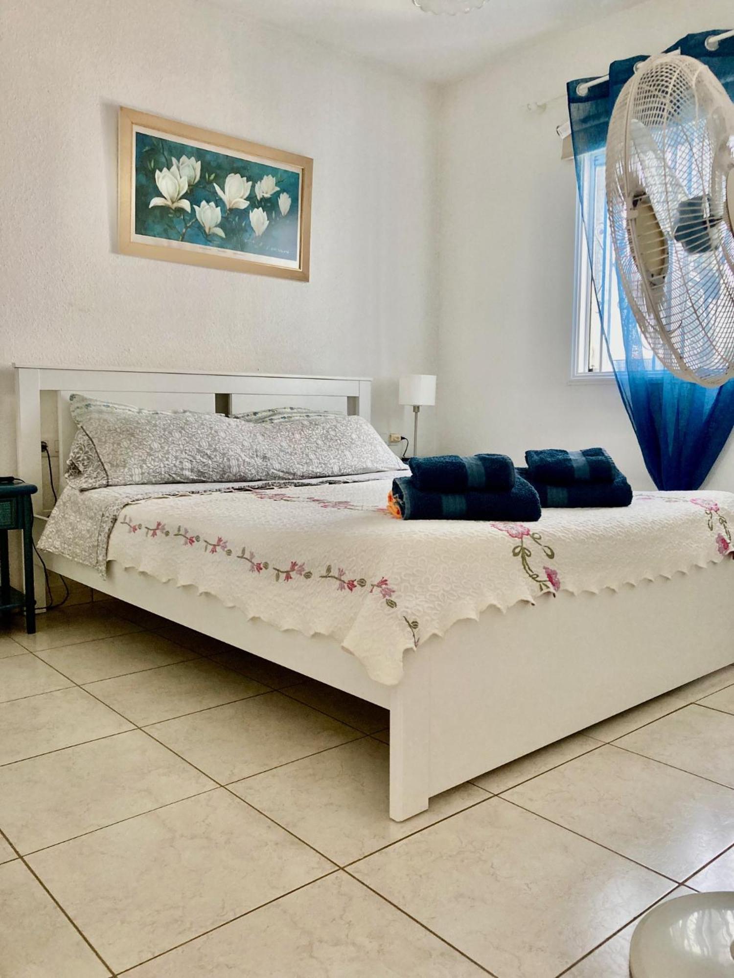 Apartamento En Primera Linea De Playa, Centrico, Tranquilo بلايا ذي لاس أميريكاس المظهر الخارجي الصورة